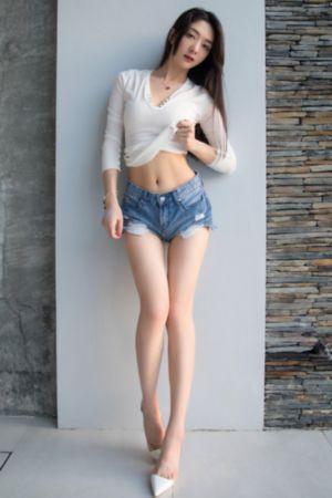 被表妺调教成她的足奴贴吧_BD韩语在线手机播放
